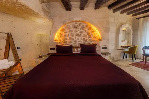Rose Moon Cave