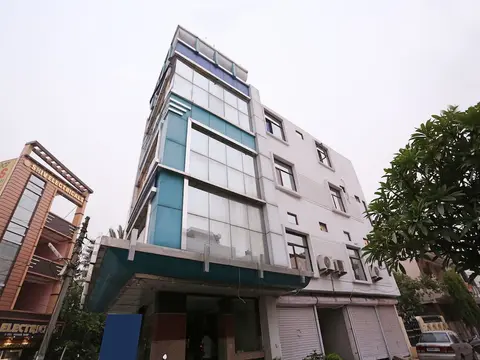 OYO 14975 City Guest House