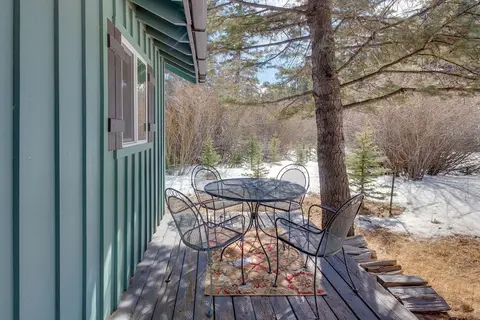 Colorado Mountain Retreat on Cucharas River!