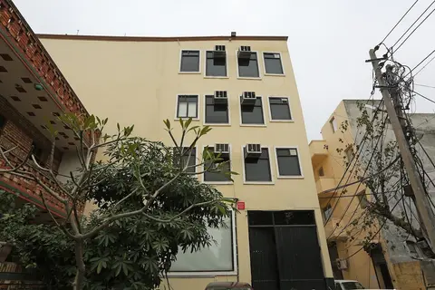 OYO 15822 Ryan Residency