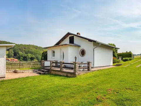 Ideal Holiday Home in Wutha-Farnroda near City Center