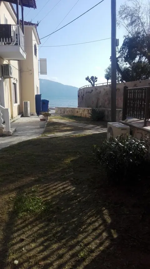 Dennis Studios