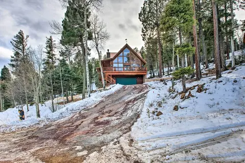 Stunning Angel Fire Home w/ Views: 3 Mi to Slopes