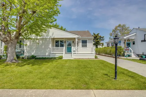 Half-mi to Beach: Cape May Getaway w/ Deck & Yard!