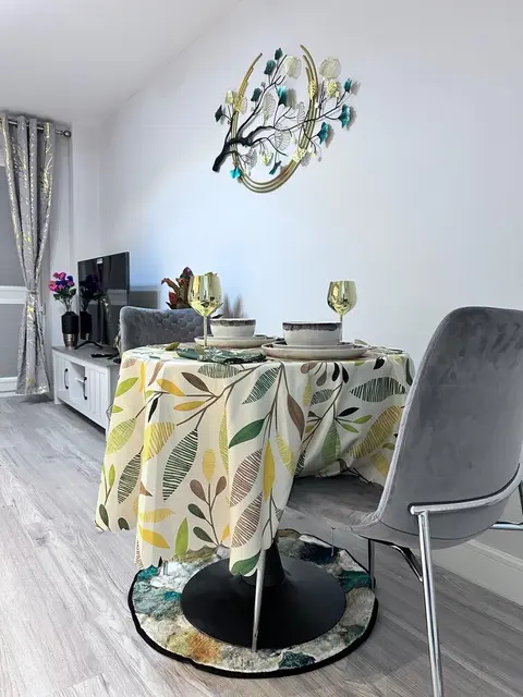 Stunning 1 Bedroom Apt With Balcony-leicester City