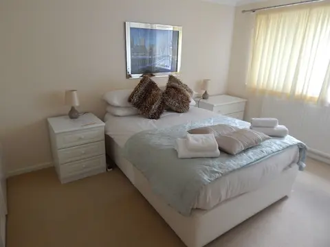 Cherry Palace 3 BD Parking Spaces groups