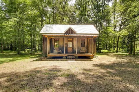 Historic Nature Retreat in Mccomb w/ River Access