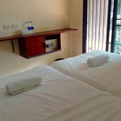 BC guesthouse Si Phraya
