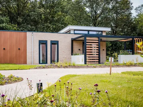 Lovely Holiday Home in Voorhuizen With Garden