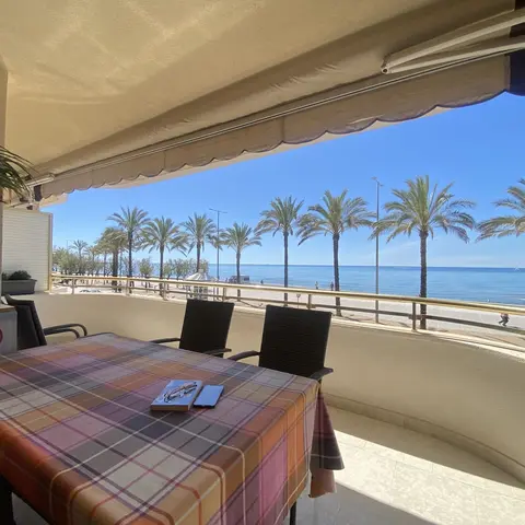 R151 - Apart Beachfront