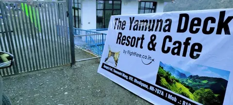 The Yamuna Deck Resort and Cafe