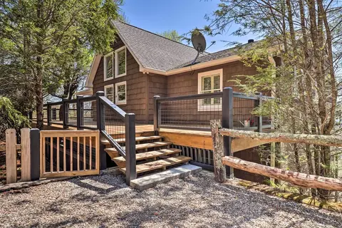 Ski & Unwind Fireside: Highlands Gem w/ Game Room!