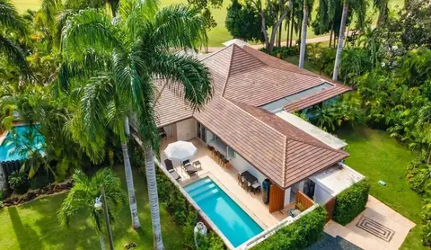 Luxurious 3 Br Golf Villa