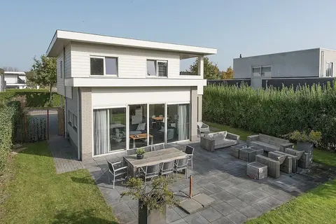 Luxury Villa in Harderwijk With Garden