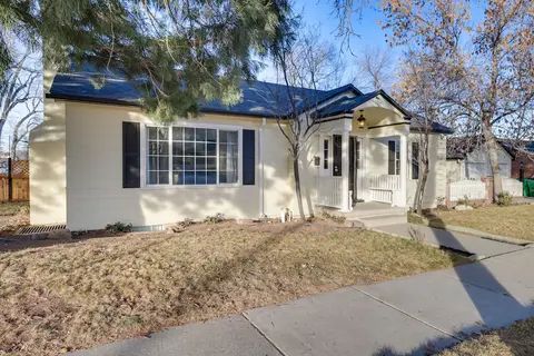 Centrally Located Reno House < 1 Mi to Midtown