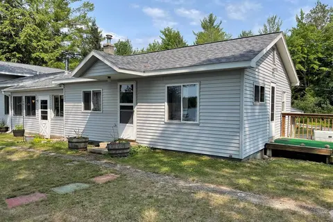 Cozy Interlochen Cabin w/ Dock: 1 Mi to Green Lake