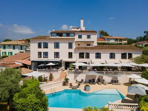Hotel Perla Riviera