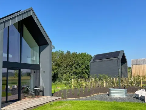 Amazing Lodge With Shared Pool