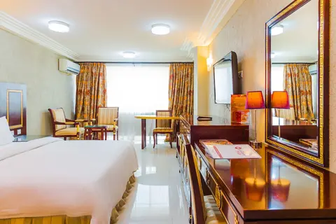 Nobila Airport Hotel