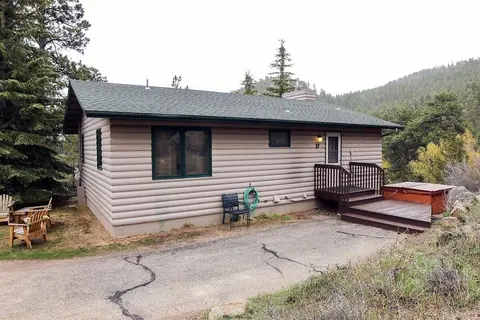 Sunnyside Knoll: 17 2 Bedroom Cabin