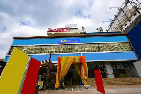 Fabhotel Bleu Ville