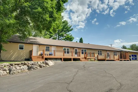 Chippewa Falls Getaway w/ Community Lake Access!