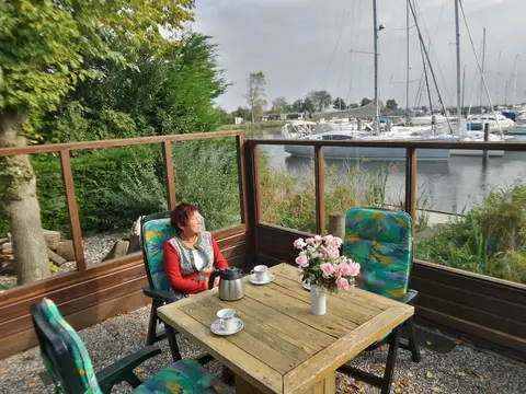 6 Pers - Chalet Emma Located at the Lauwersmeer With own Fishing Pier