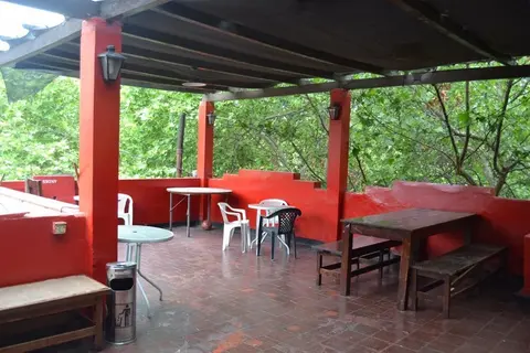 Hostel BarHouse