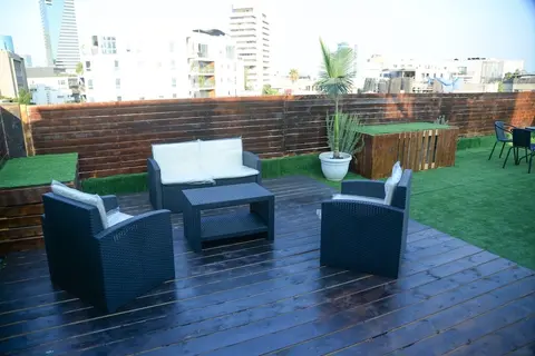 Rooftop Apartment Overlooking Rothschild