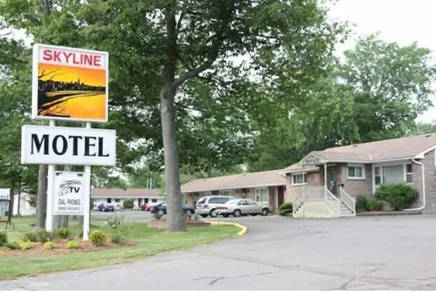 Skyline Motel