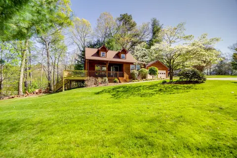 Peaceful Candler Cabin w/ Private Hot Tub!