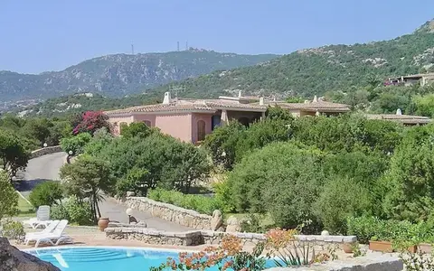 Ville vista mare a Porto Cervo