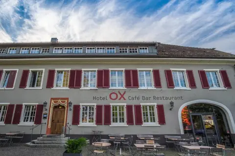 OX Hotel Café Bar Restaurant