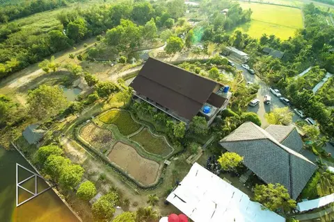 Dheva Resort