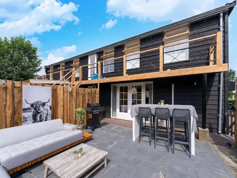 Cozy Villa w/ Sauna and BBQ