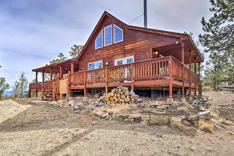 Grand Jefferson Home w/ Stunning Mtn Views!