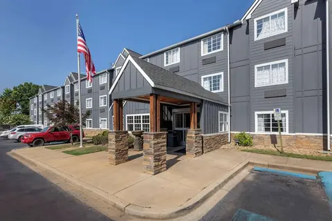 Greenville Pelham Inn by IHG