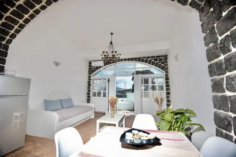 Dawn Suites Santorini