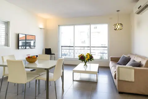 Full Comfort near Beach by FeelHome