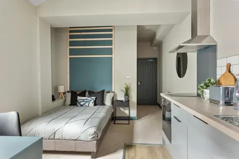 Studio 3, 25 Meriden