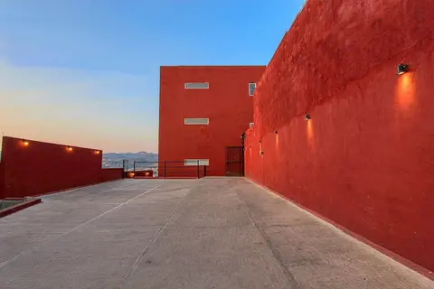 La Vista Hotel