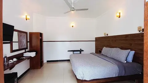 Luk inn at huraa