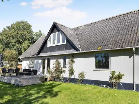 5 Star Holiday Home in Oro