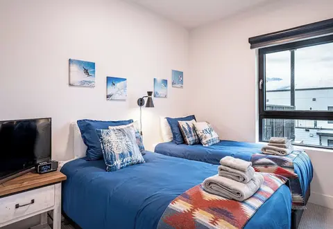Alpine Retreat by Revelstoke Vacations