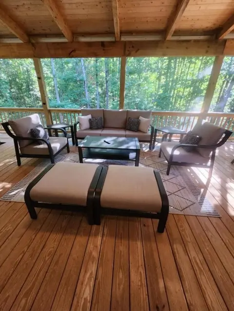 The Great Escape - 2 Bedrooms, 2.5 Baths, Sleeps 12 Home by RedAwning