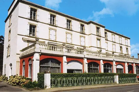 Apartment, Beg Meil