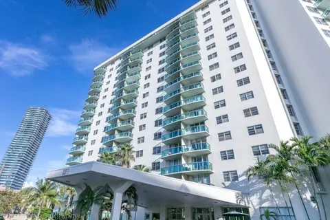 2br Luxury Ocean Reserve With Park Views! 2 Bedroom Condo by RedAwning