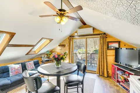 3 Mi to Hiking: Cozy Mt Tremper Apt