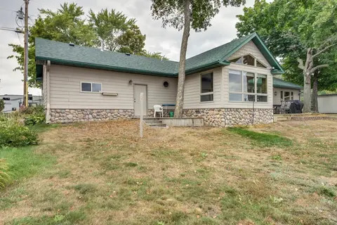 Lakefront Isle Escape w/ Dock + Fire Pit!
