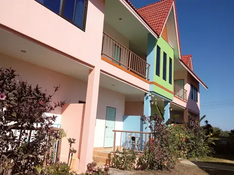 Peace Pool Resort